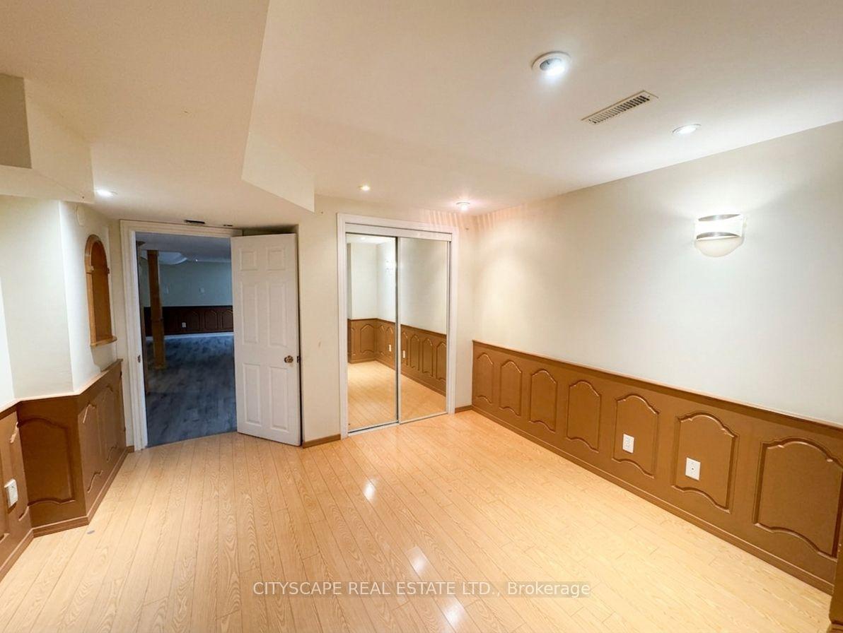 Photo 64 of 19 Selhurst Drive, Brampton, Vales of Castlemore — HOMEH