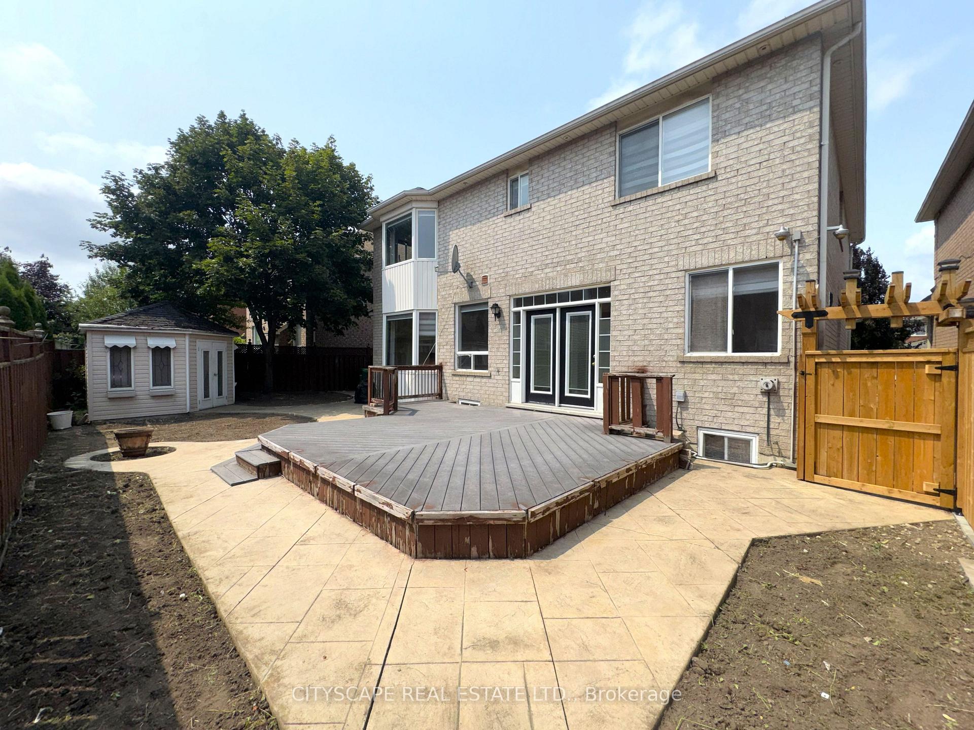Photo 75 of 19 Selhurst Drive, Brampton, Vales of Castlemore — HOMEH