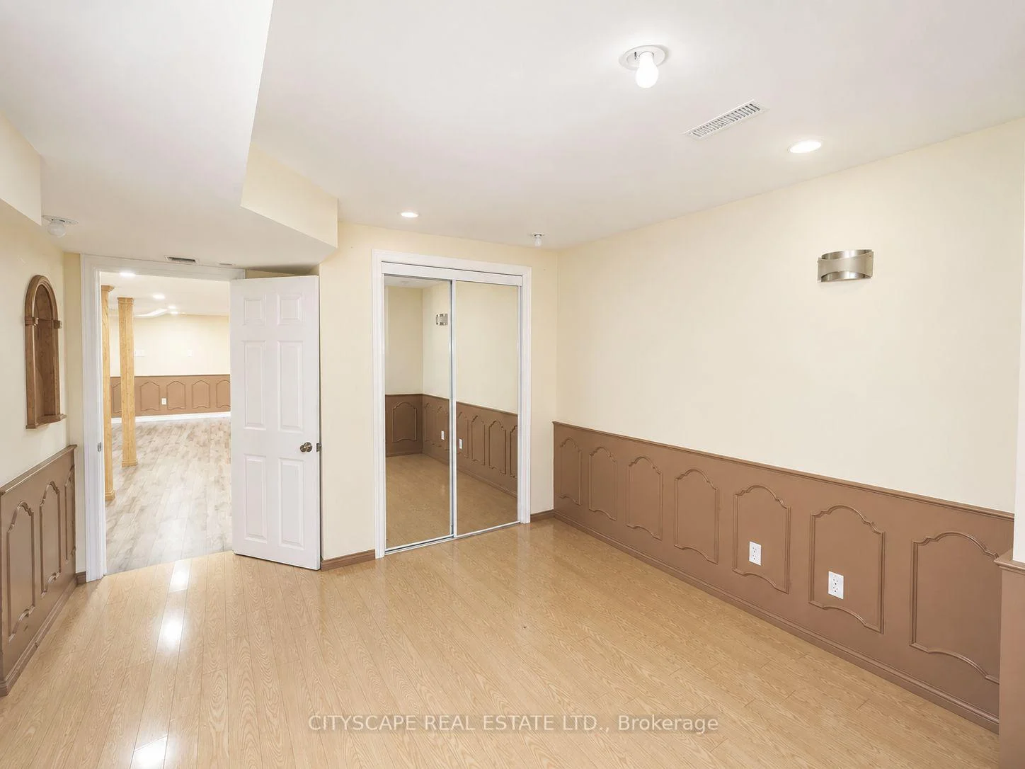 Photo 51 of 19 Selhurst Drive, Brampton, Vales of Castlemore — HOMEH