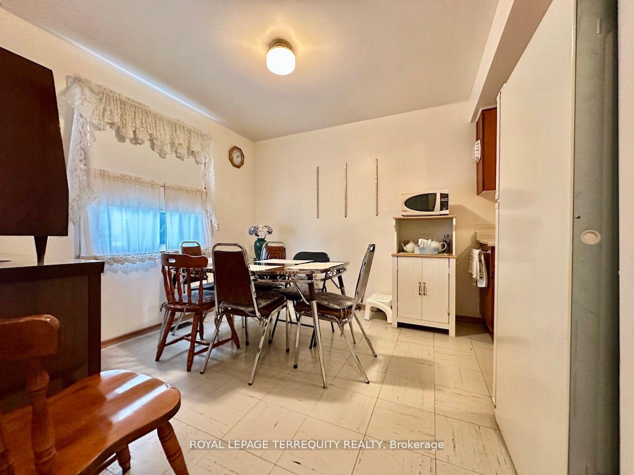 Photo 8 of 35 Orchard Place, Chatham-Kent — HOMEH