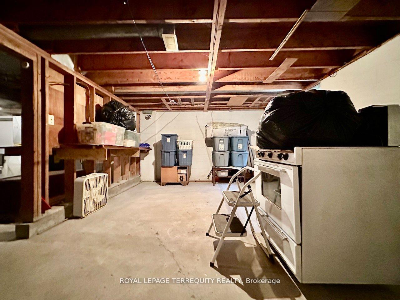 Photo 16 of 35 Orchard Place, Chatham-Kent — HOMEH