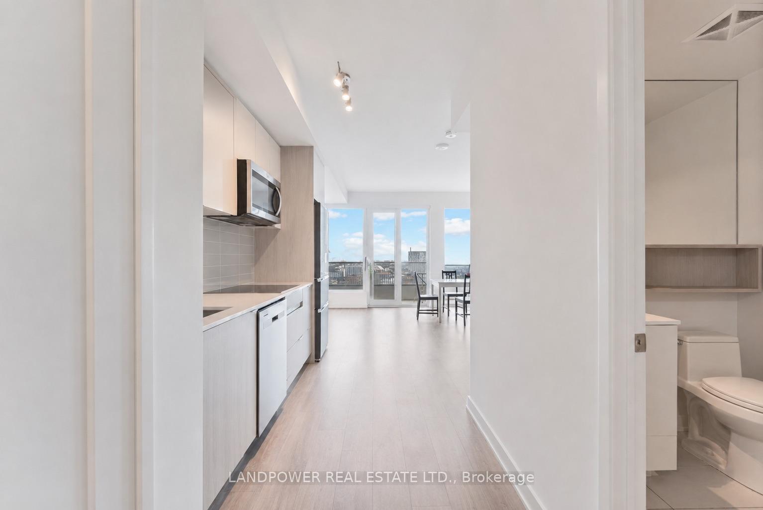 Photo 2 of Unit 2207, 70 Princess Street, Toronto, Waterfront Communities — HOMEH