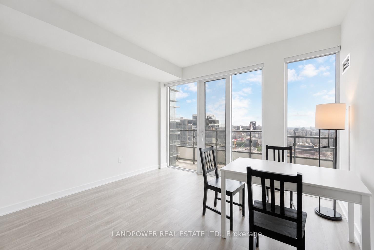 Photo 6 of Unit 2207, 70 Princess Street, Toronto, Waterfront Communities — HOMEH