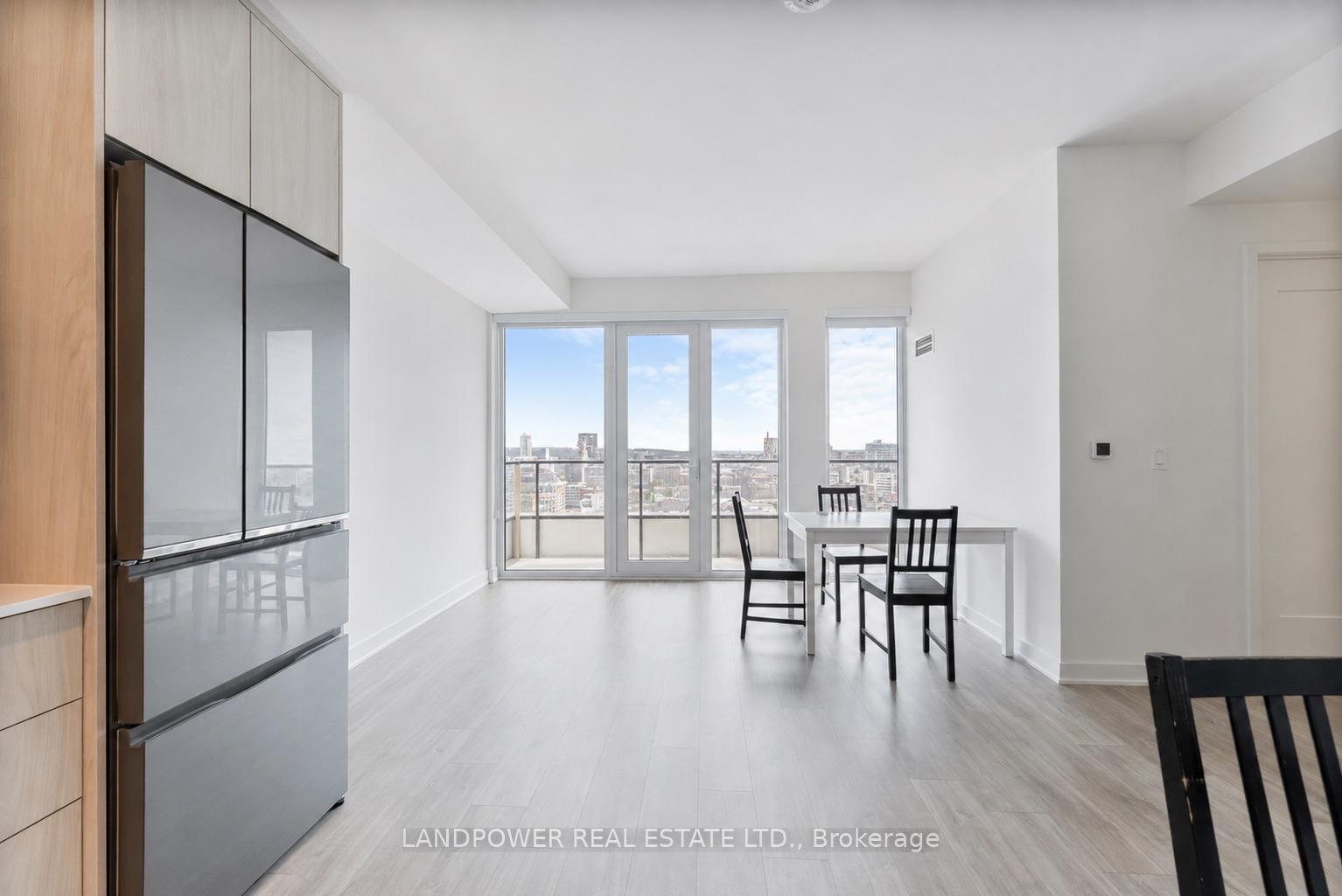 Photo 8 of Unit 2207, 70 Princess Street, Toronto, Waterfront Communities — HOMEH