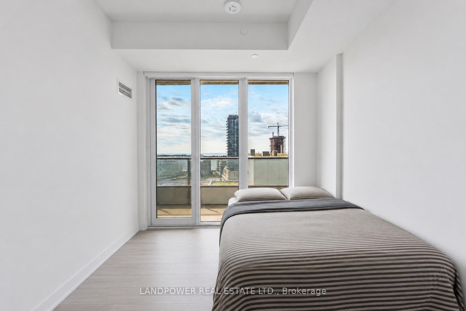 Photo 18 of Unit 2207, 70 Princess Street, Toronto, Waterfront Communities — HOMEH