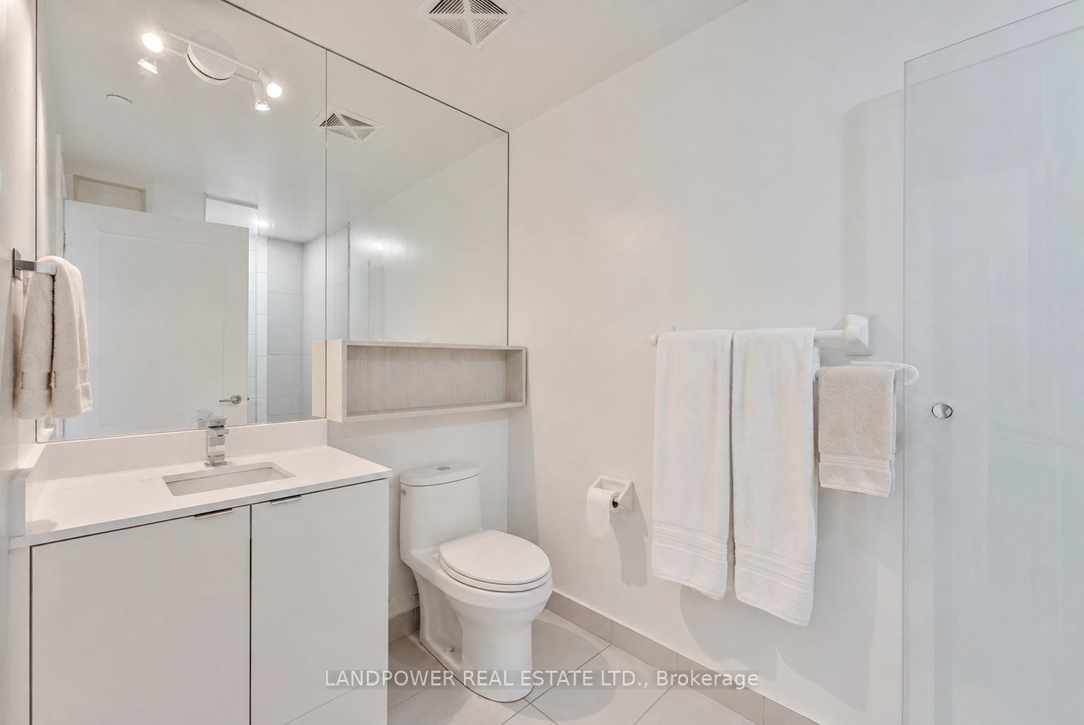 Photo 22 of Unit 2207, 70 Princess Street, Toronto, Waterfront Communities — HOMEH