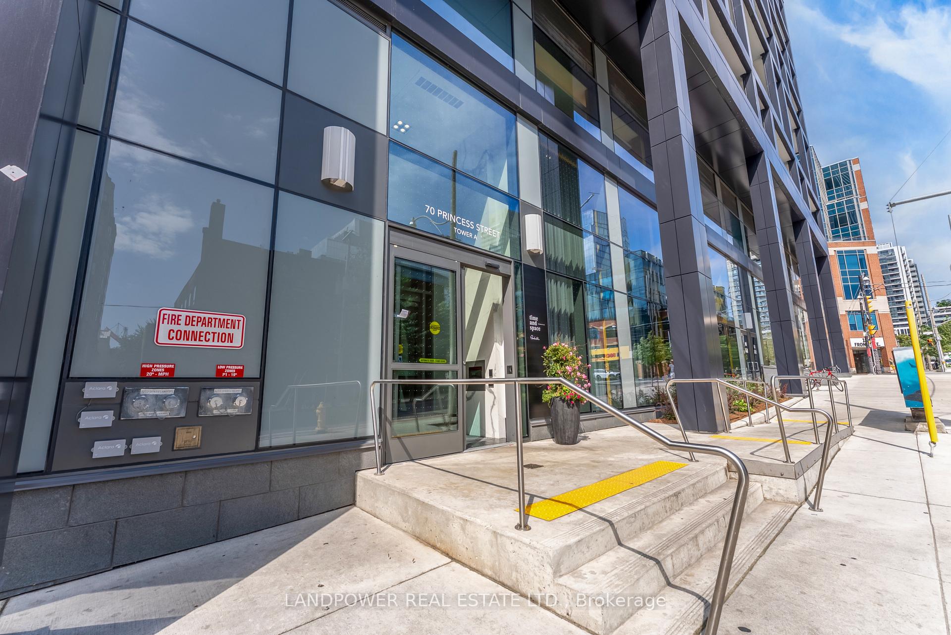 Photo 31 of Unit 2207, 70 Princess Street, Toronto, Waterfront Communities — HOMEH
