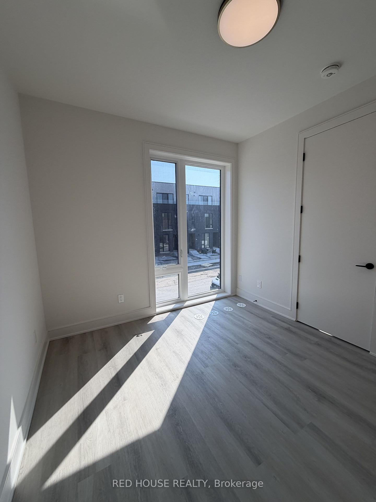 Photo 14 of 75 Everett Common, St. Catharines, Oakdale — HOMEH