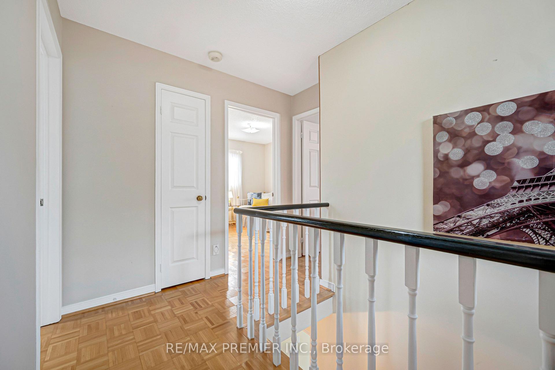 Photo 24 of 90 Pentland Crescent, Vaughan, Maple — HOMEH
