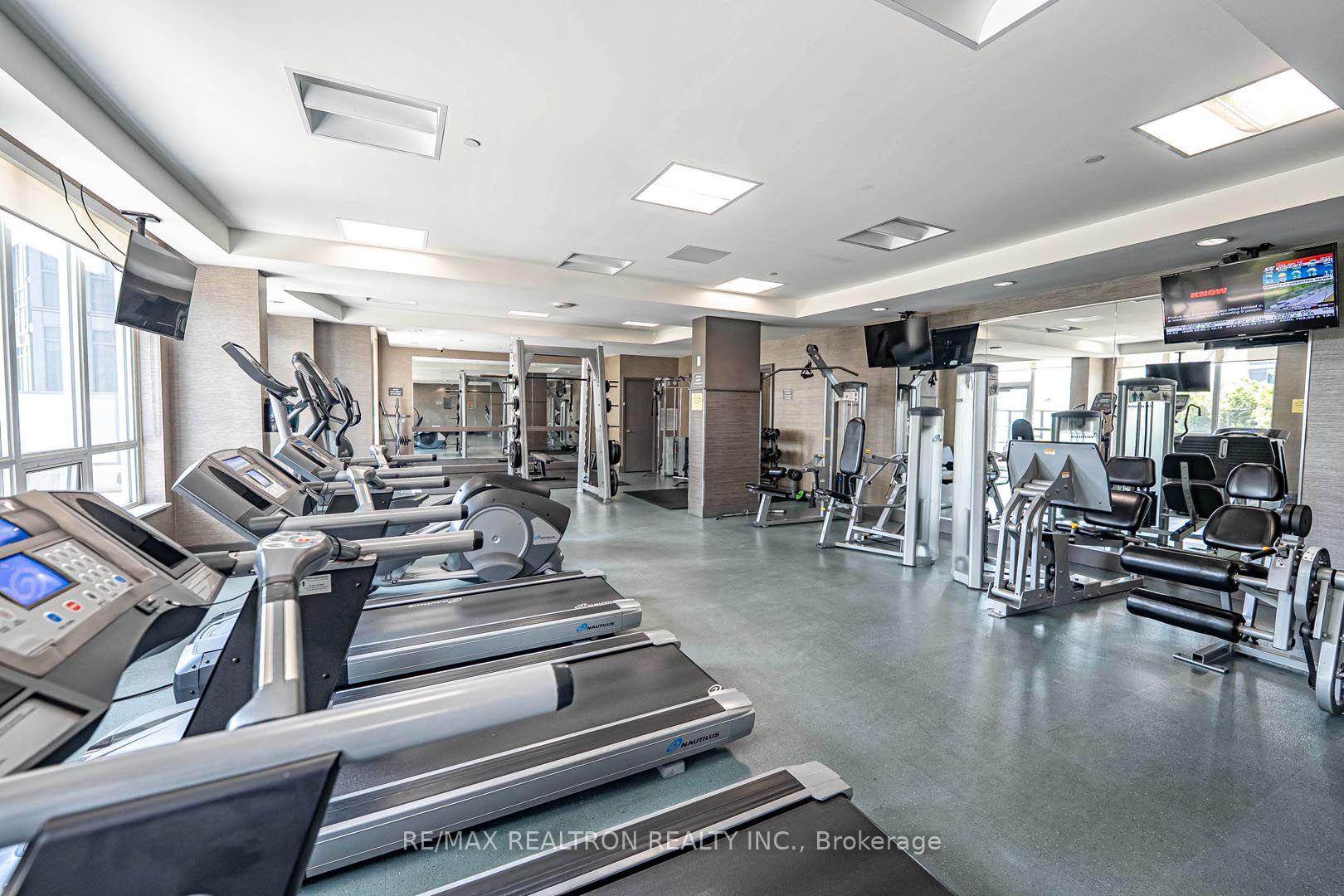 Photo 16 of Unit 418, 7161 Yonge Street, Markham, Grandview — HOMEH