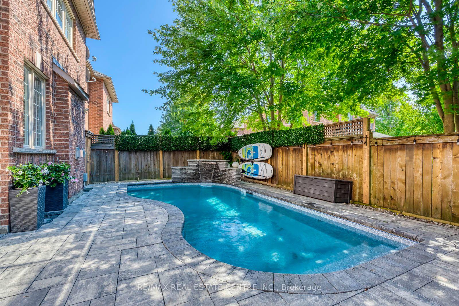 Photo 46 of 290 Duskywing Way, Oakville, Bronte — HOMEH