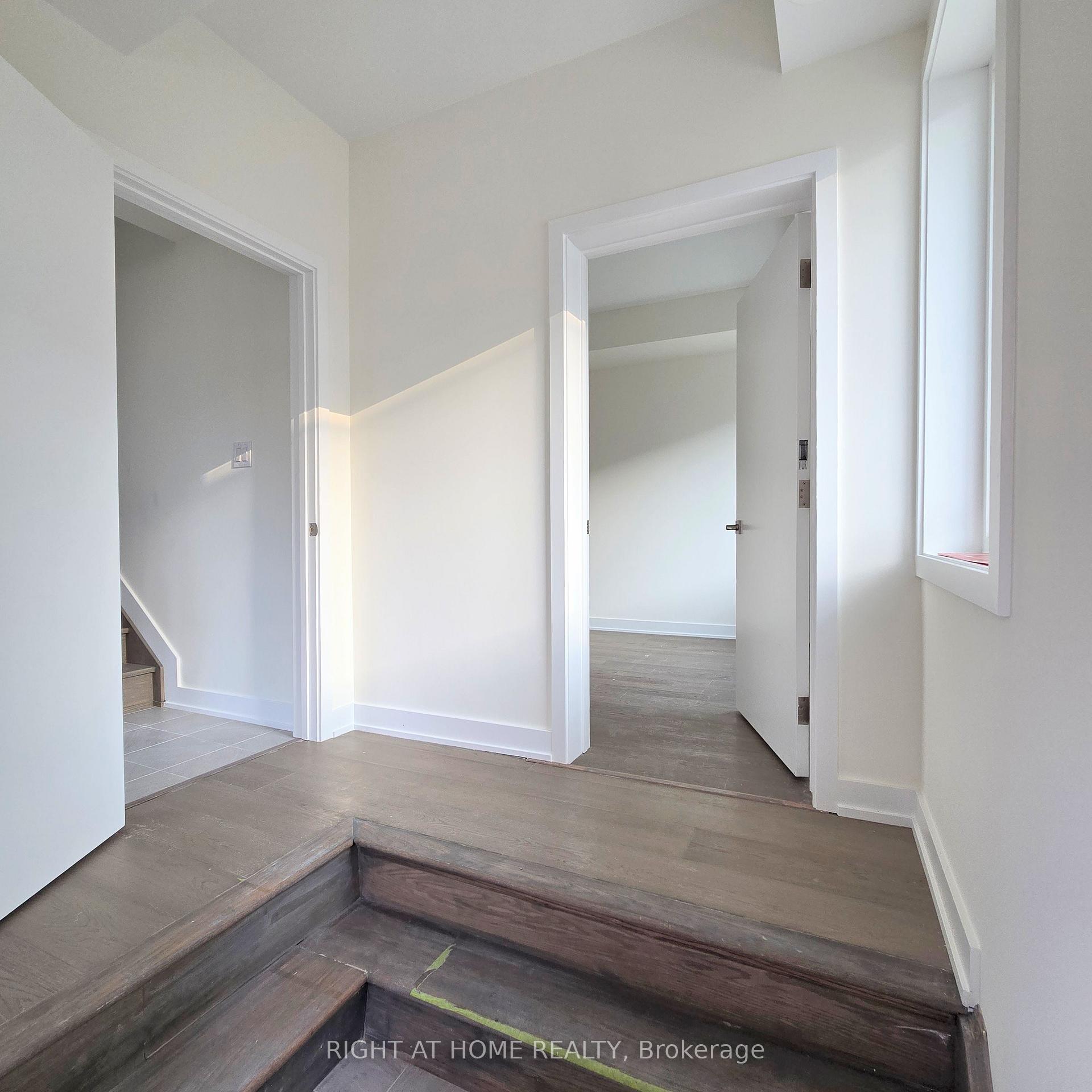 Photo 3 of Unit #Upper Unit, 137 Frederick Tisdale Drive, North York, Downsview-Roding-CFB — HOMEH