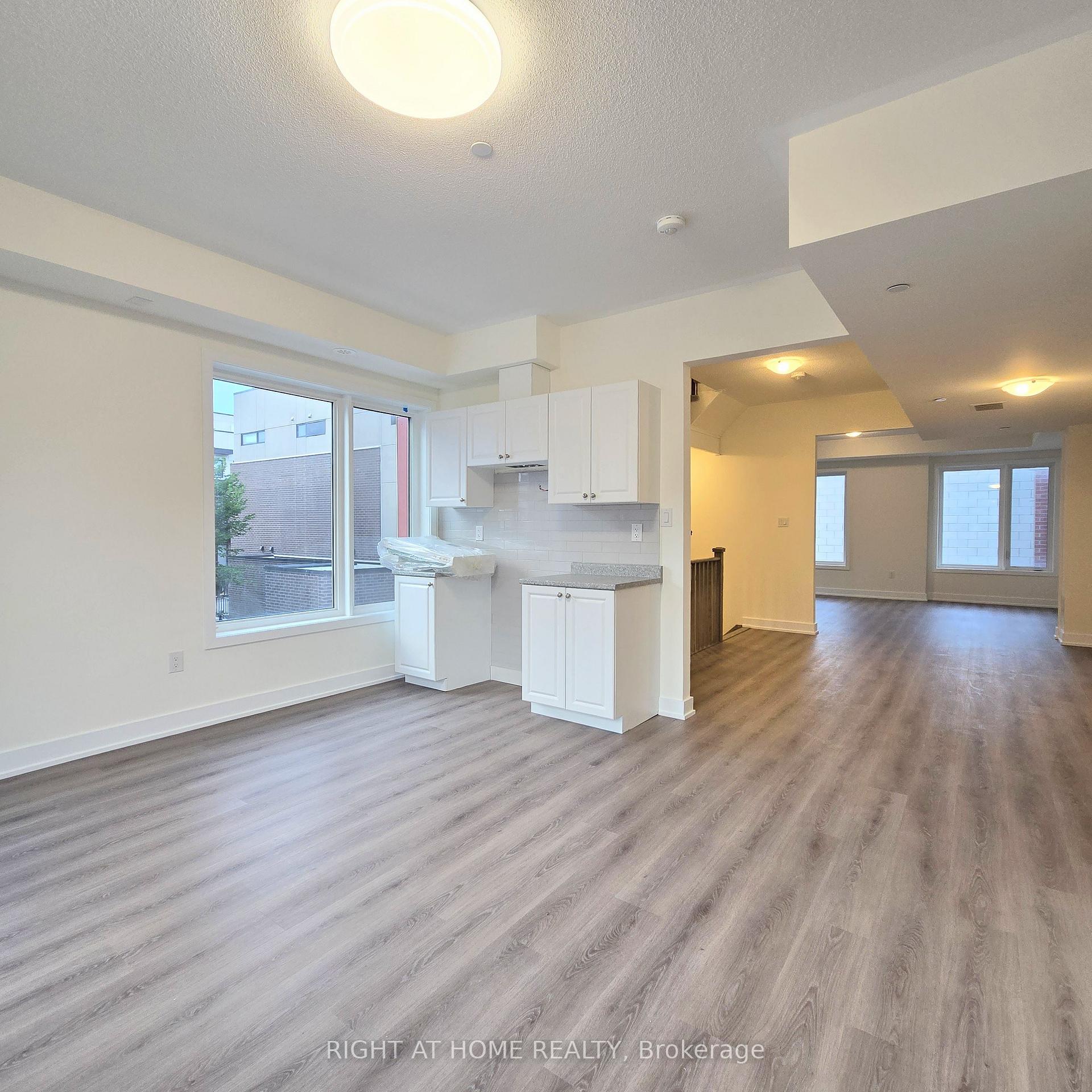 Photo 7 of Unit #Upper Unit, 137 Frederick Tisdale Drive, North York, Downsview-Roding-CFB — HOMEH