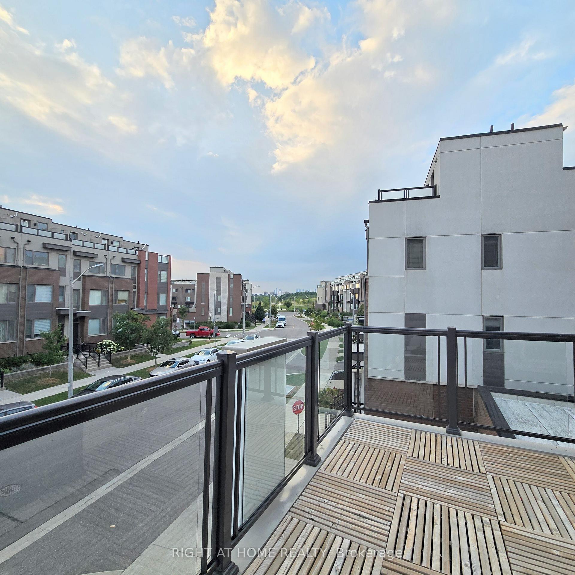 Photo 9 of Unit #Upper Unit, 137 Frederick Tisdale Drive, North York, Downsview-Roding-CFB — HOMEH
