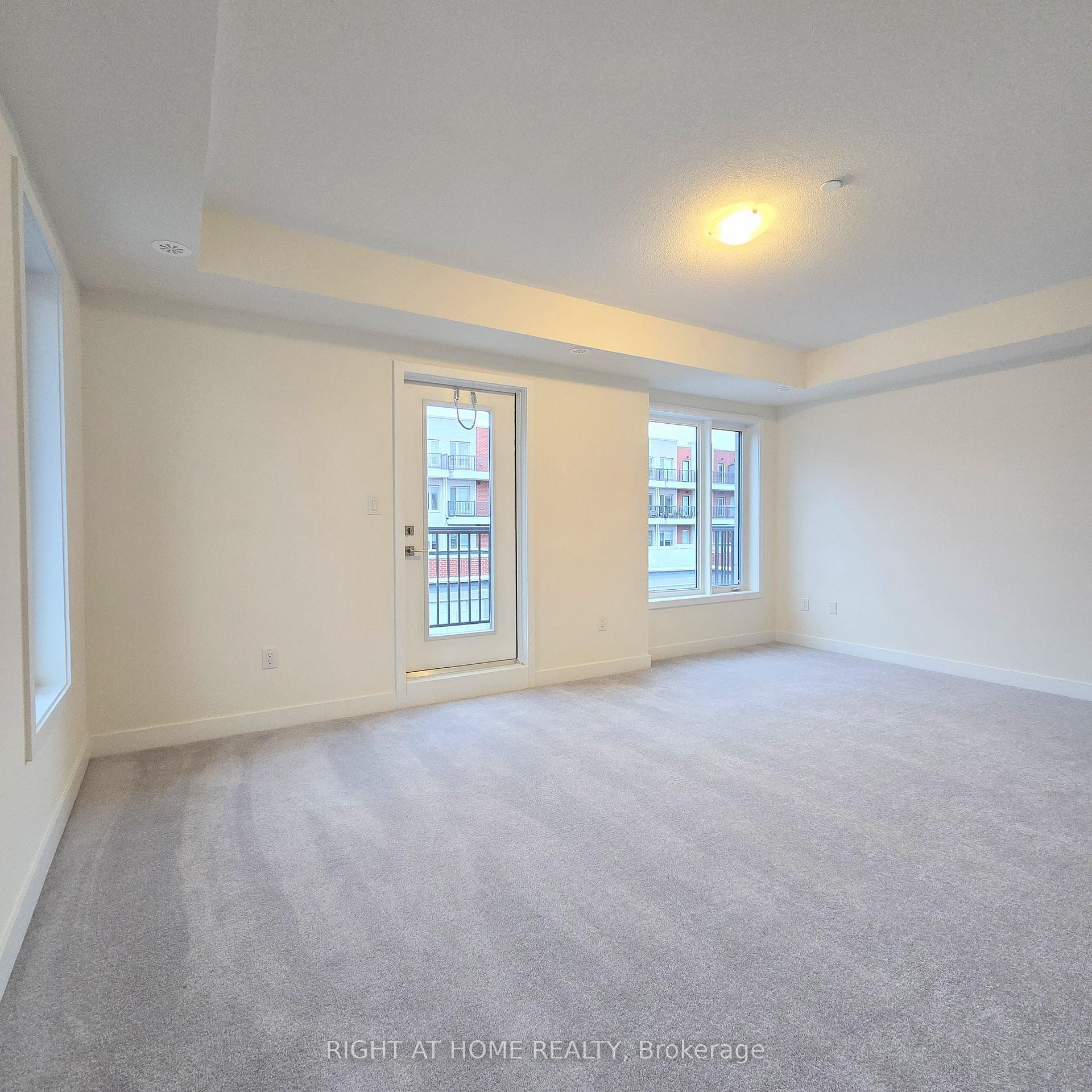 Photo 12 of Unit #Upper Unit, 137 Frederick Tisdale Drive, North York, Downsview-Roding-CFB — HOMEH