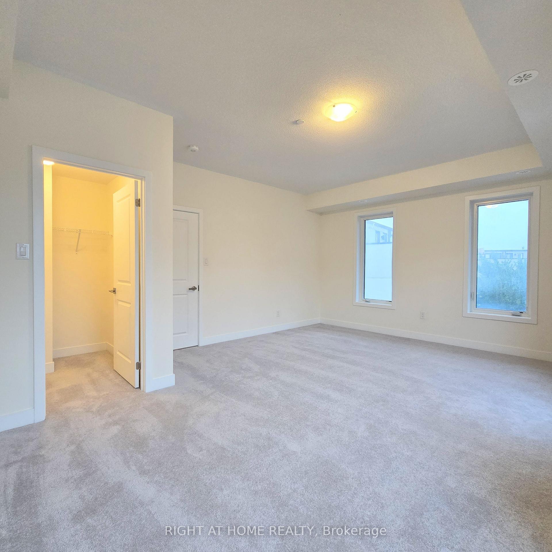 Photo 13 of Unit #Upper Unit, 137 Frederick Tisdale Drive, North York, Downsview-Roding-CFB — HOMEH
