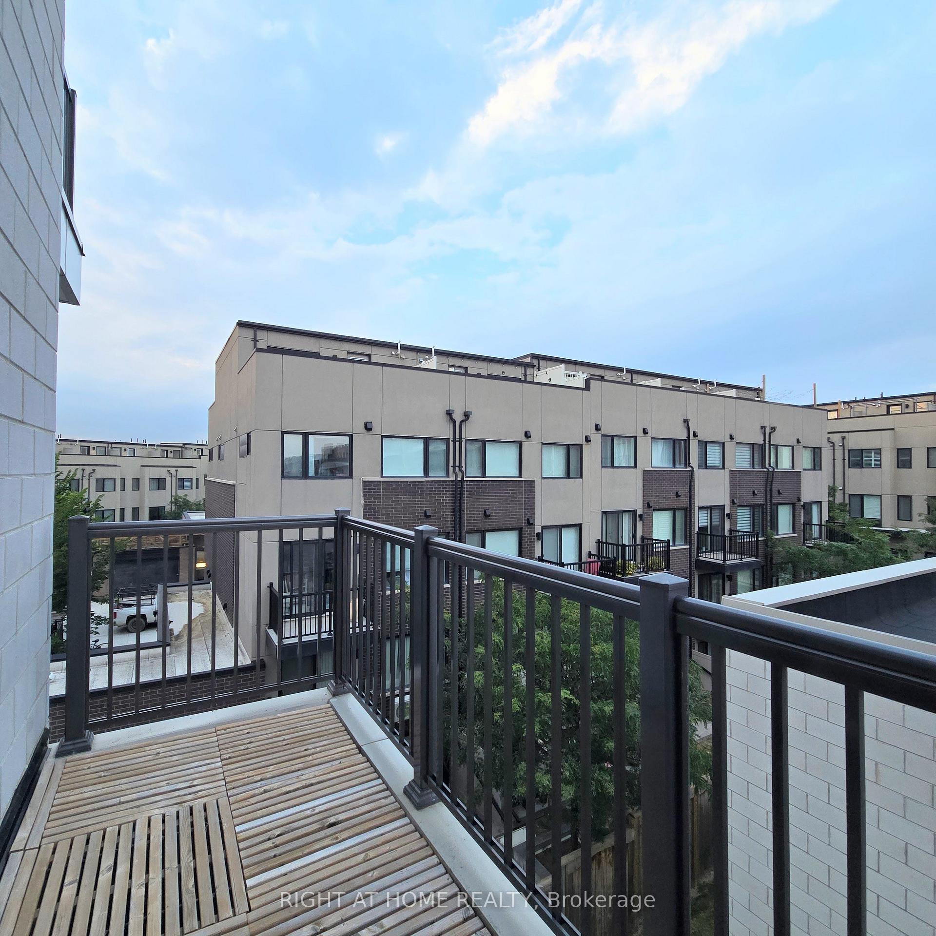 Photo 14 of Unit #Upper Unit, 137 Frederick Tisdale Drive, North York, Downsview-Roding-CFB — HOMEH