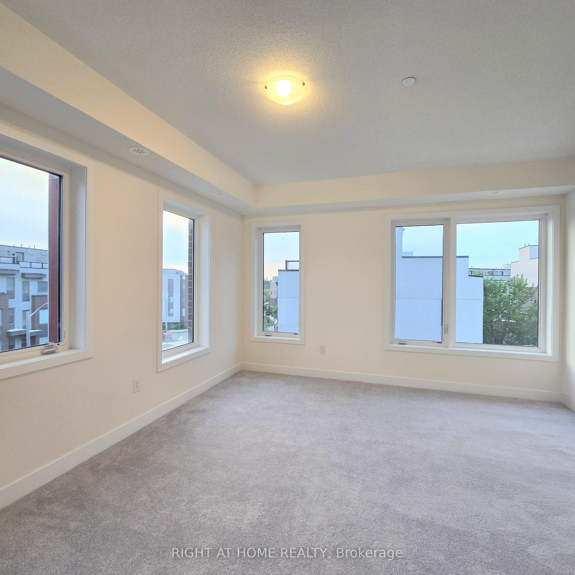Photo 15 of Unit #Upper Unit, 137 Frederick Tisdale Drive, North York, Downsview-Roding-CFB — HOMEH