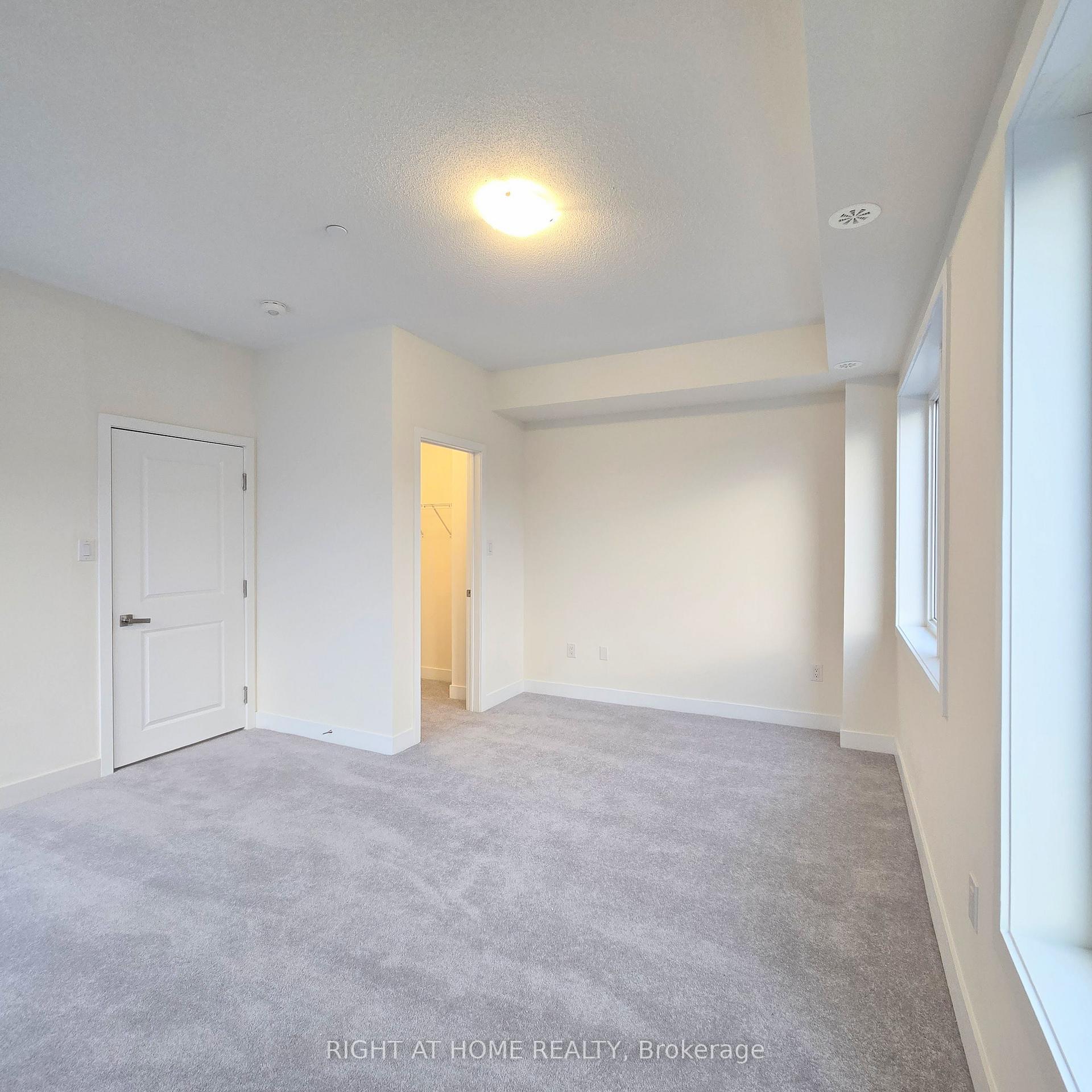 Photo 16 of Unit #Upper Unit, 137 Frederick Tisdale Drive, North York, Downsview-Roding-CFB — HOMEH
