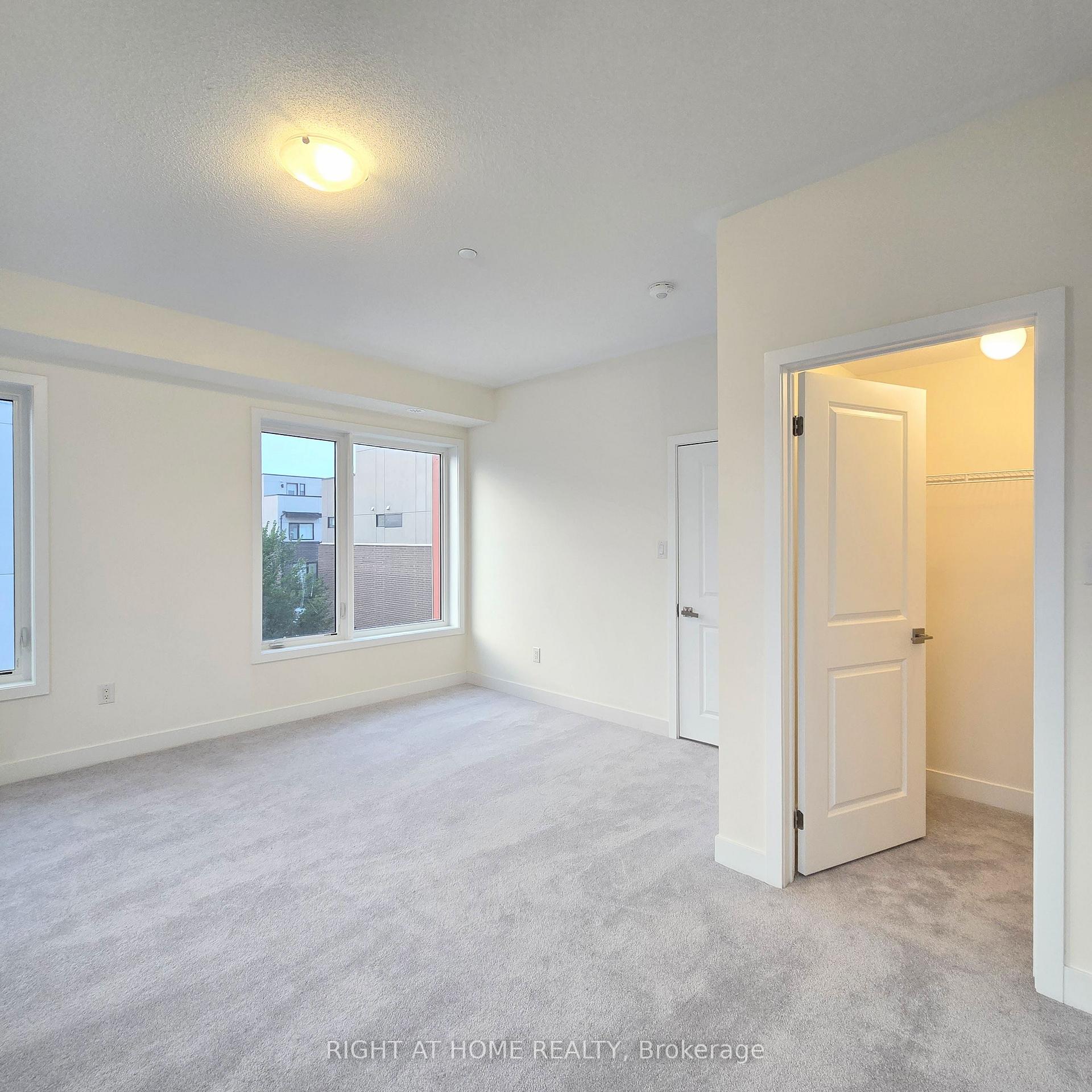 Photo 17 of Unit #Upper Unit, 137 Frederick Tisdale Drive, North York, Downsview-Roding-CFB — HOMEH