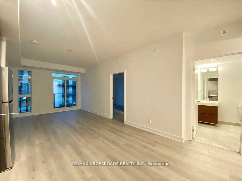 Photo 3 of Unit 307, 1709 Bur Oak Avenue, Markham, Wismer — HOMEH