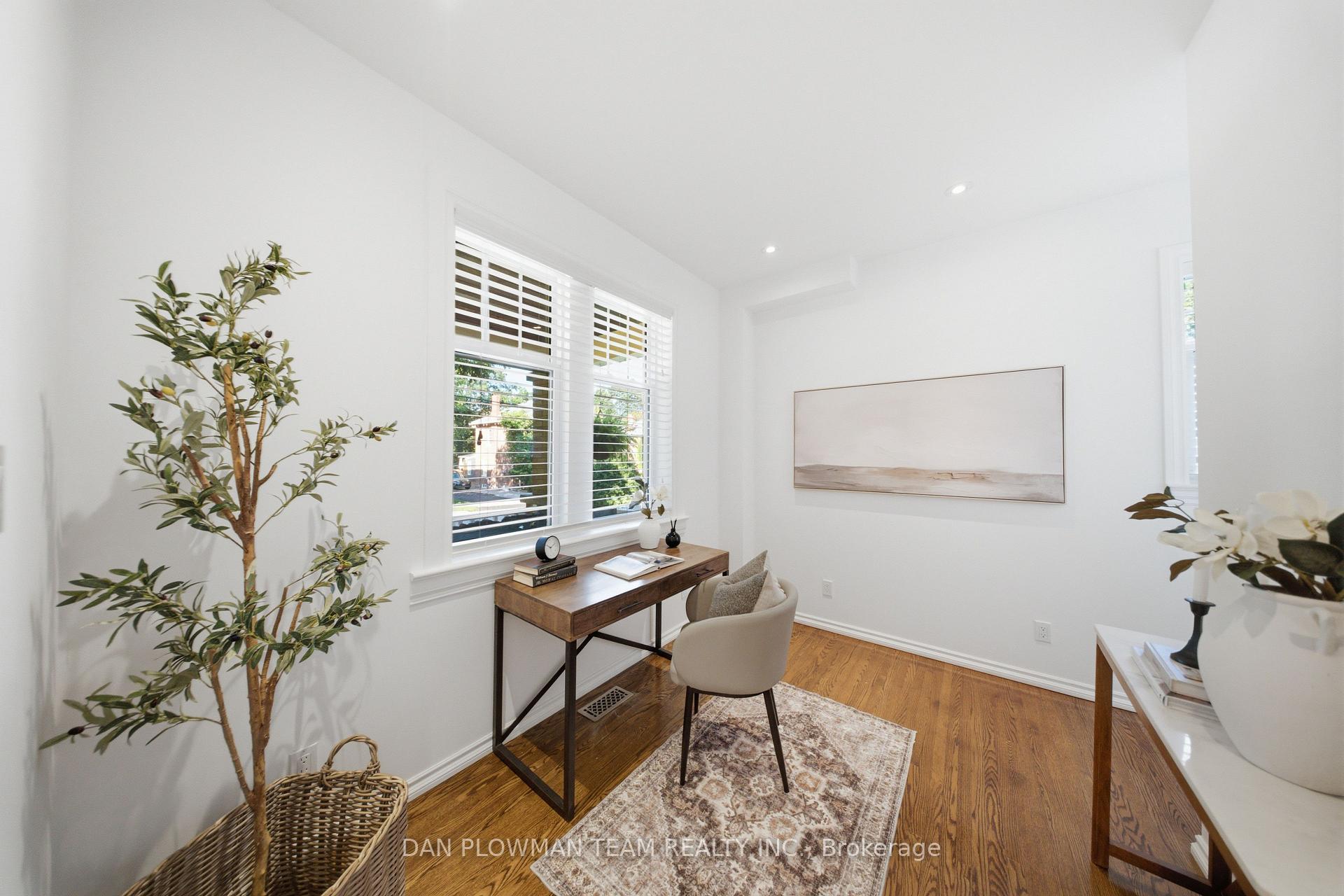 Photo 6 of 37 Wellington Street, Clarington, Bowmanville — HOMEH