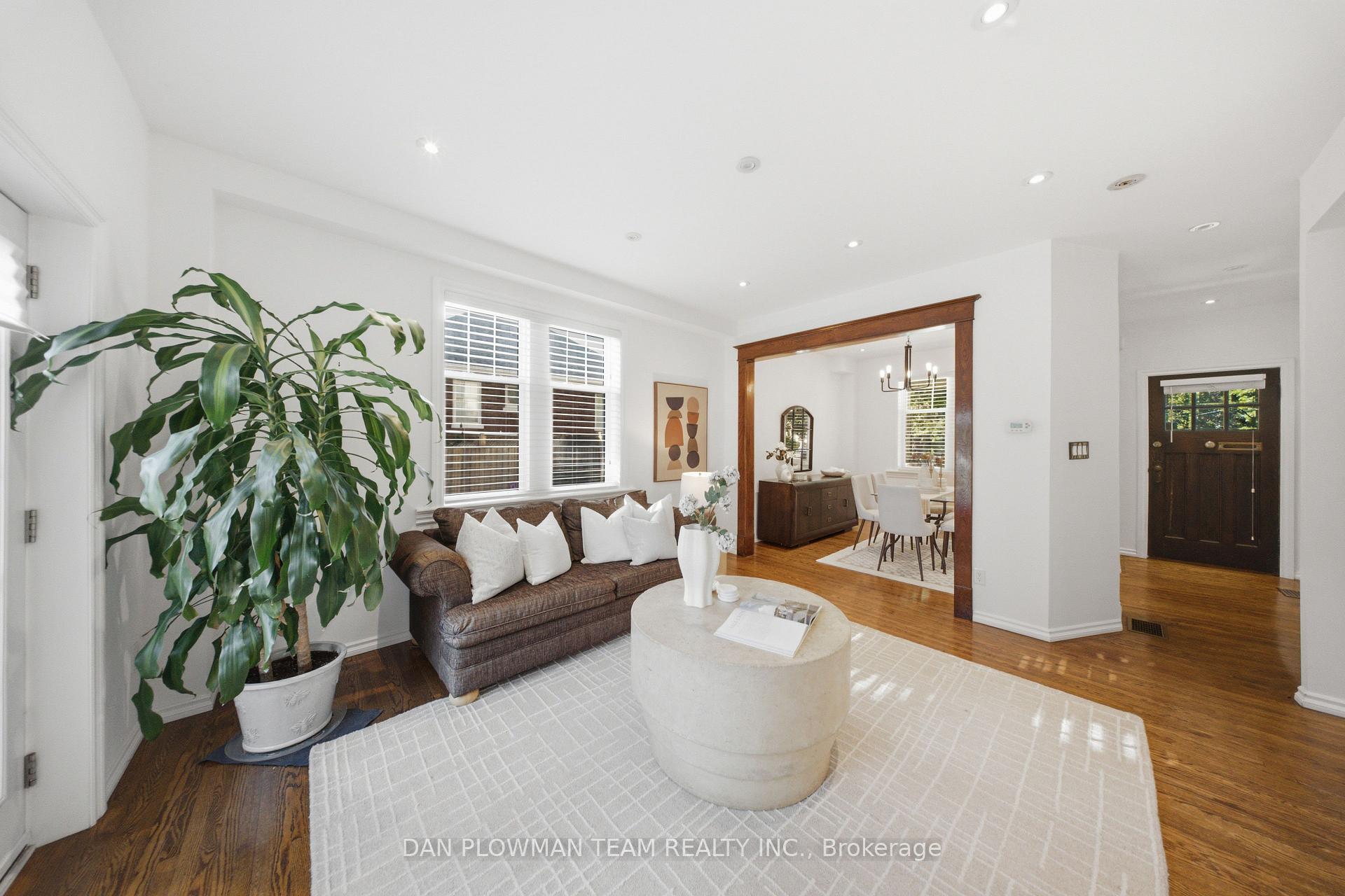 Photo 12 of 37 Wellington Street, Clarington, Bowmanville — HOMEH