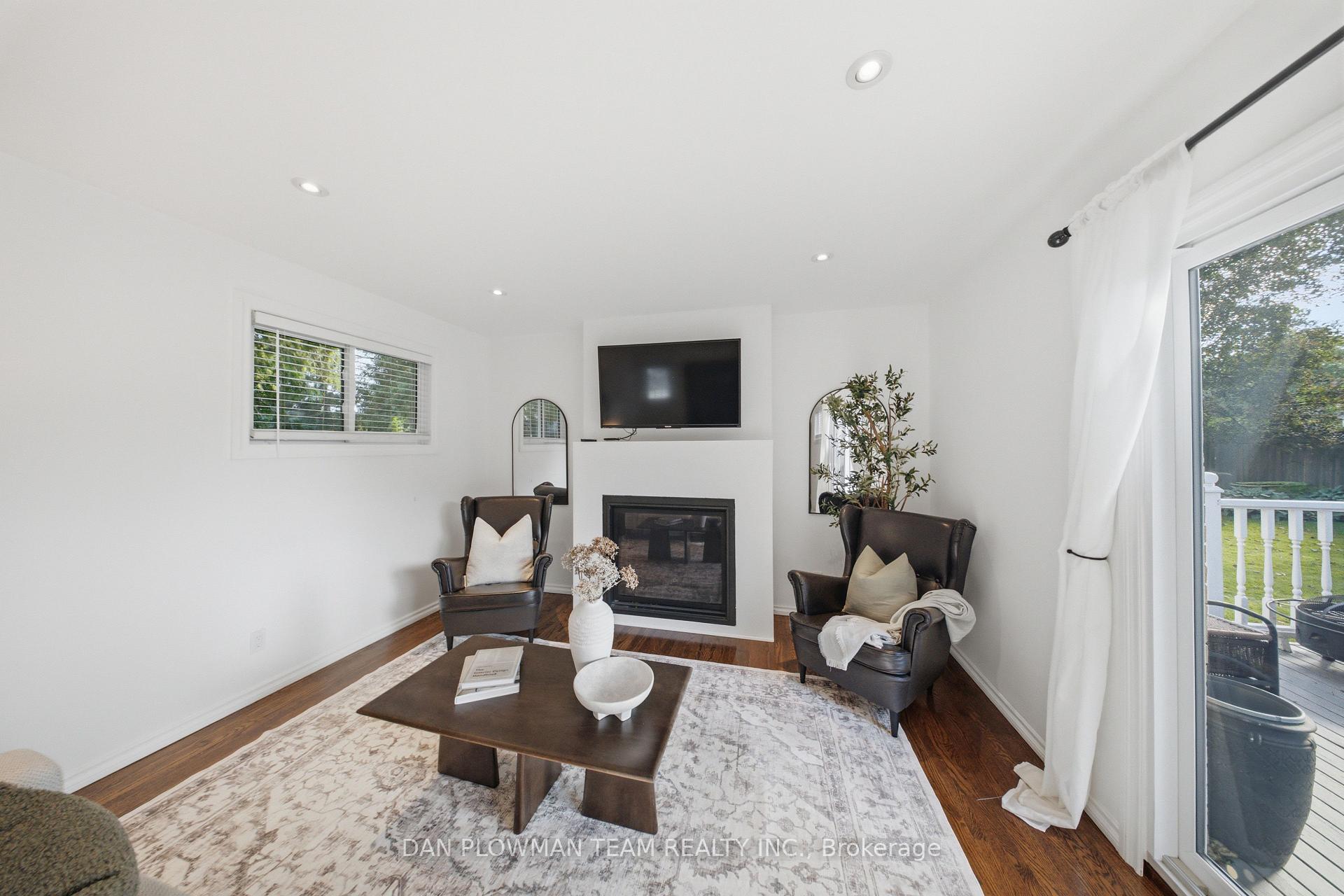 Photo 18 of 37 Wellington Street, Clarington, Bowmanville — HOMEH
