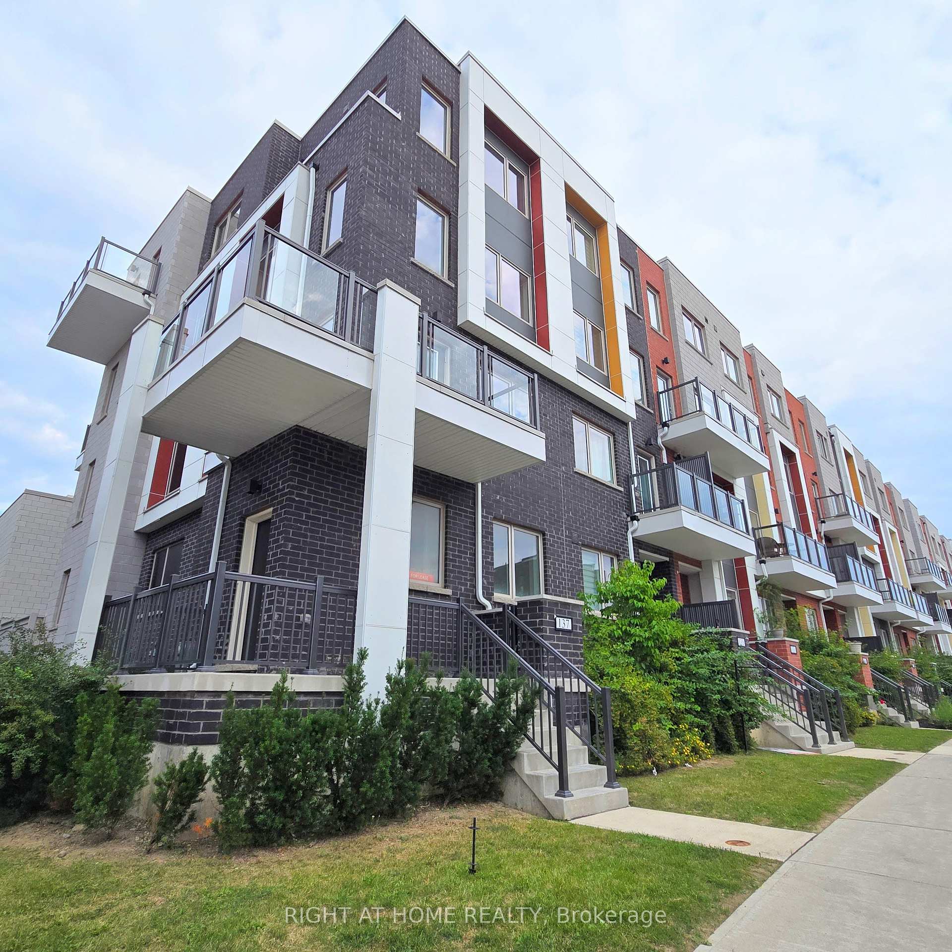 Front of Unit #Lower/Main Unit, 137 Frederick Tisdale Drive