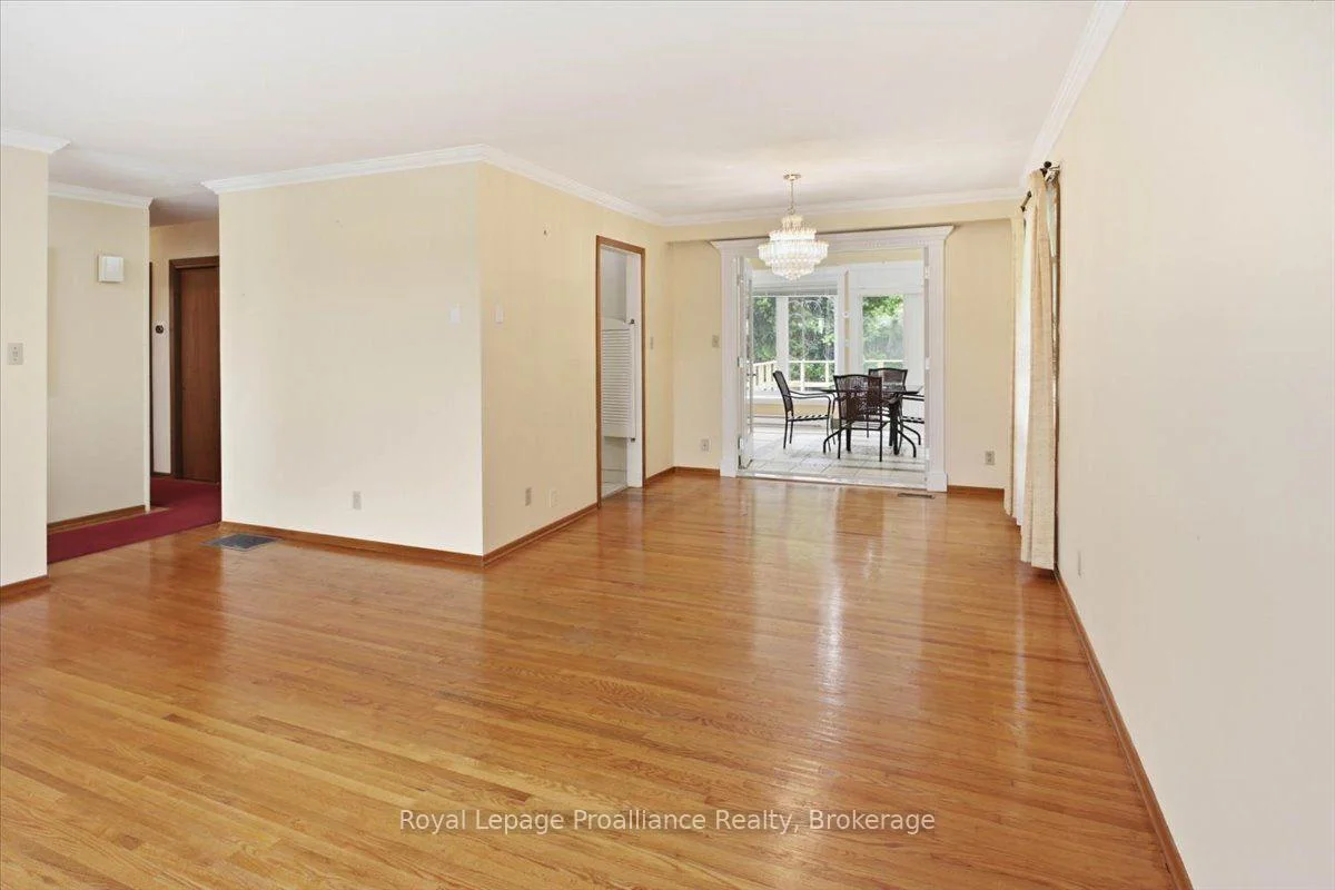 Photo 26 of 68 Riverside Parkway, Quinte West, Sidney Ward — HOMEH