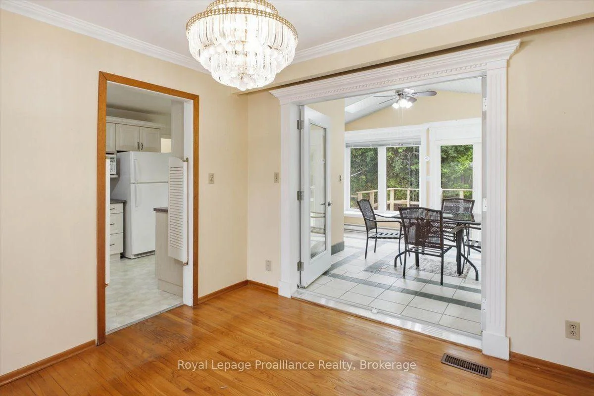Photo 32 of 68 Riverside Parkway, Quinte West, Sidney Ward — HOMEH