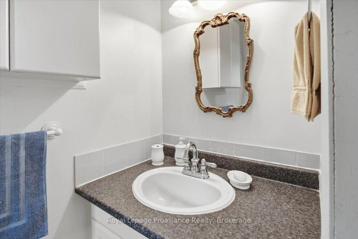 Photo 78 of 68 Riverside Parkway, Quinte West, Sidney Ward — HOMEH