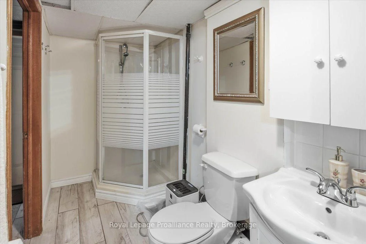 Photo 86 of 68 Riverside Parkway, Quinte West, Sidney Ward — HOMEH
