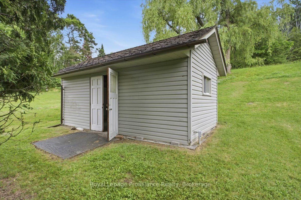 Photo 98 of 68 Riverside Parkway, Quinte West, Sidney Ward — HOMEH