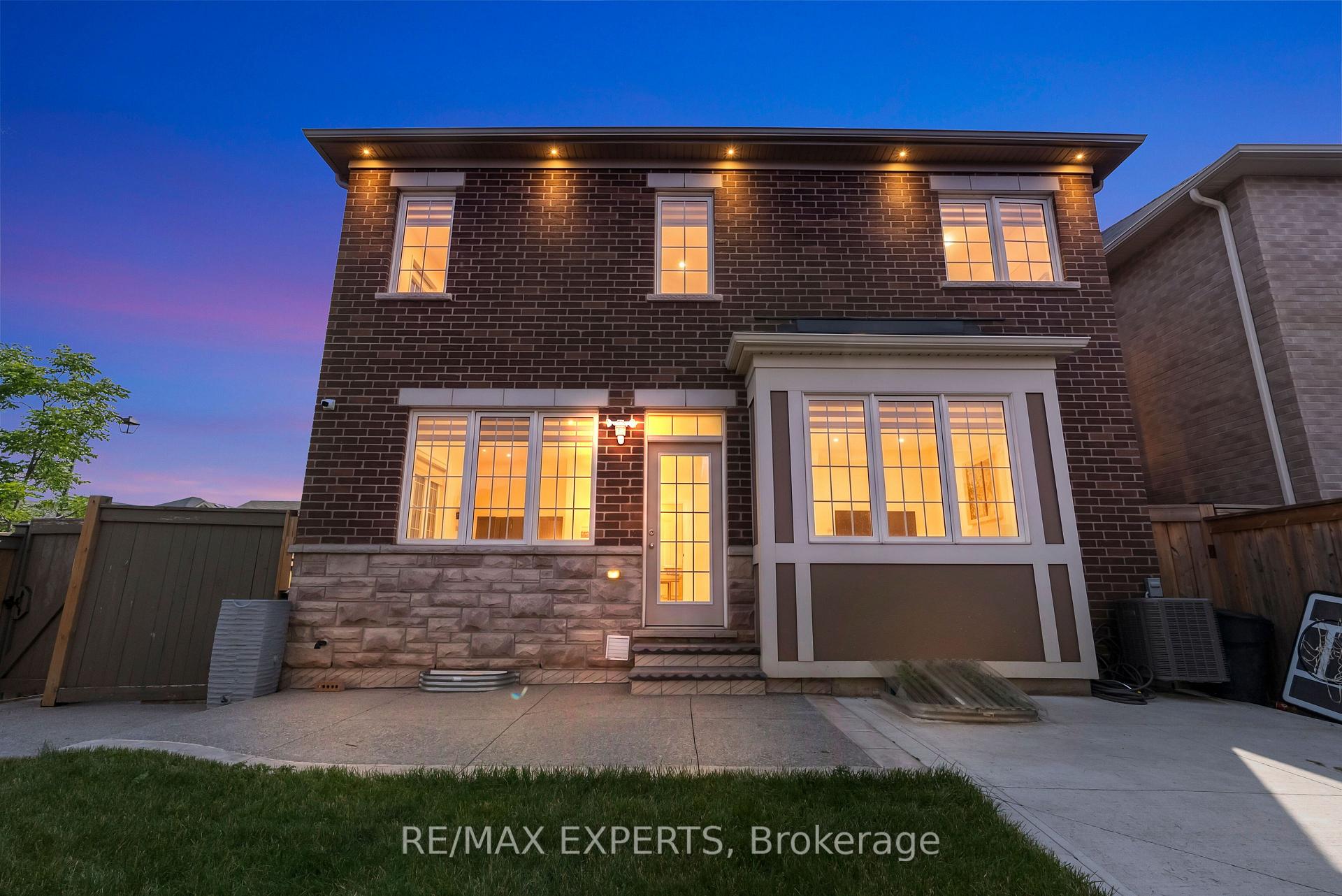 Photo 5 of 1253 Duignan Crescent, Milton, Ford — HOMEH