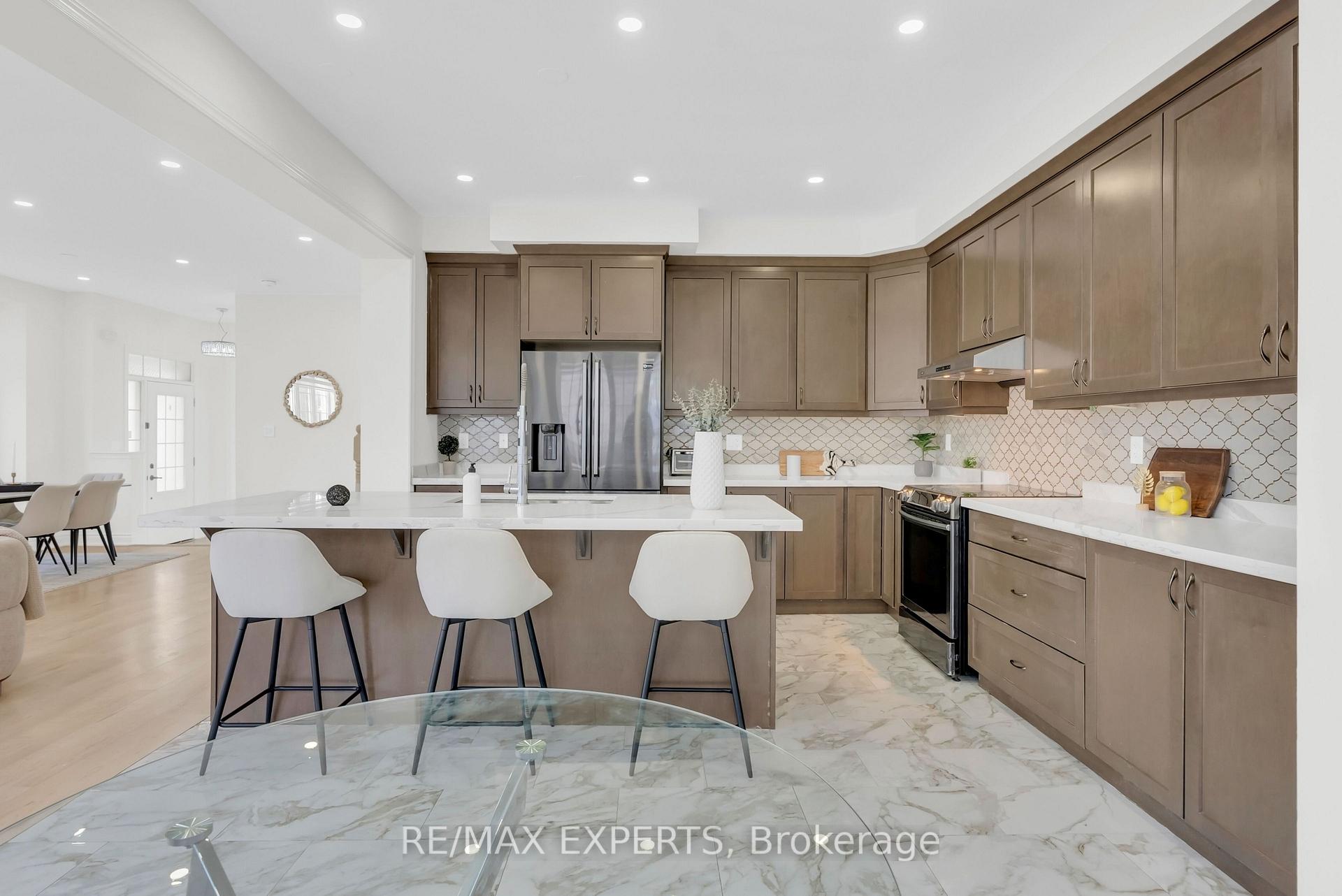 Photo 12 of 1253 Duignan Crescent, Milton, Ford — HOMEH