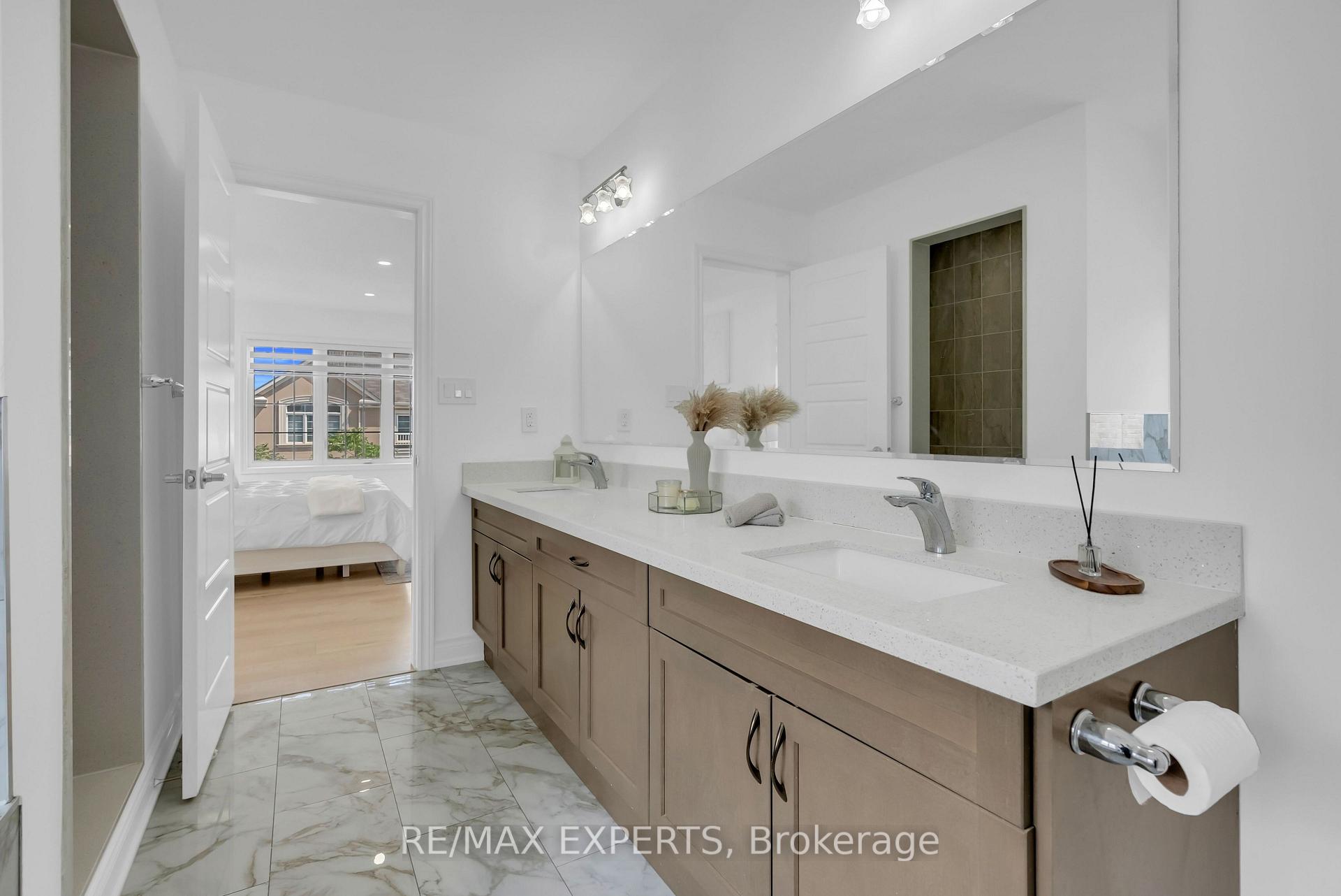 Photo 25 of 1253 Duignan Crescent, Milton, Ford — HOMEH