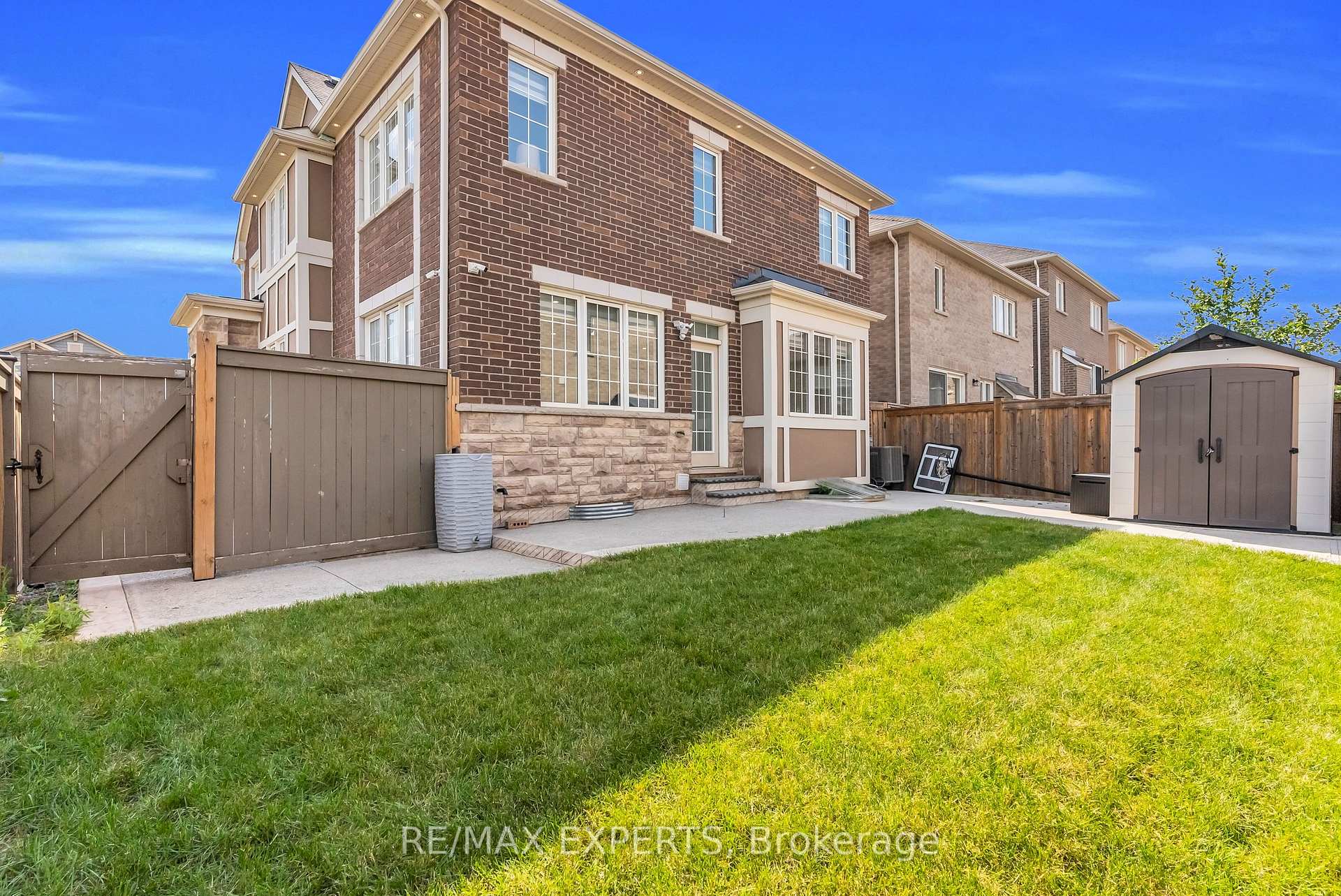 Photo 36 of 1253 Duignan Crescent, Milton, Ford — HOMEH