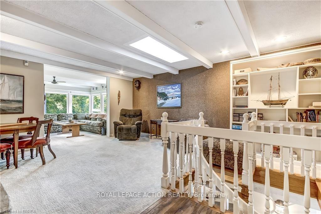 Photo 13 of 19 Oakley Road, Brantford, Ava Rd — HOMEH