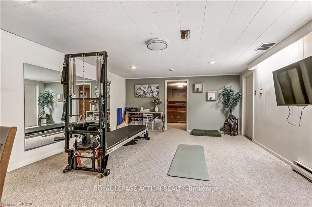 Photo 30 of 19 Oakley Road, Brantford, Ava Rd — HOMEH