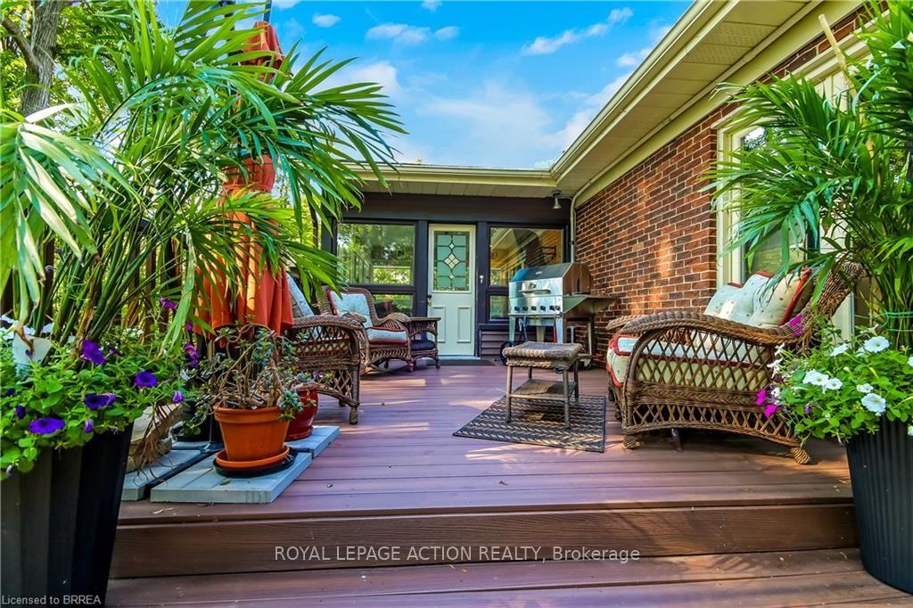 Photo 36 of 19 Oakley Road, Brantford, Ava Rd — HOMEH