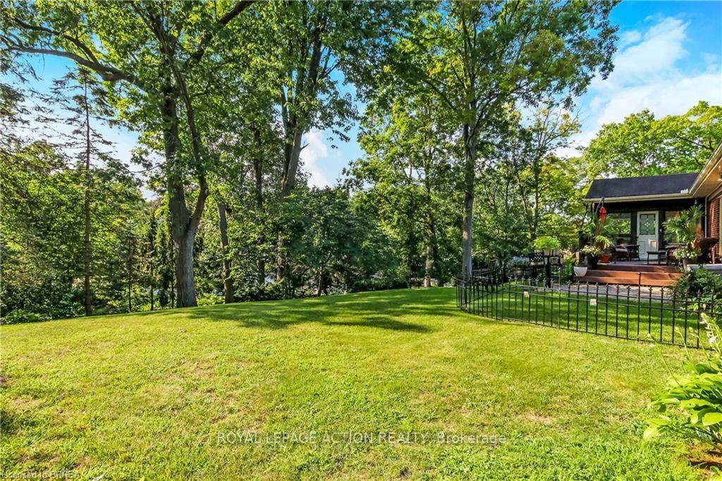Photo 37 of 19 Oakley Road, Brantford, Ava Rd — HOMEH