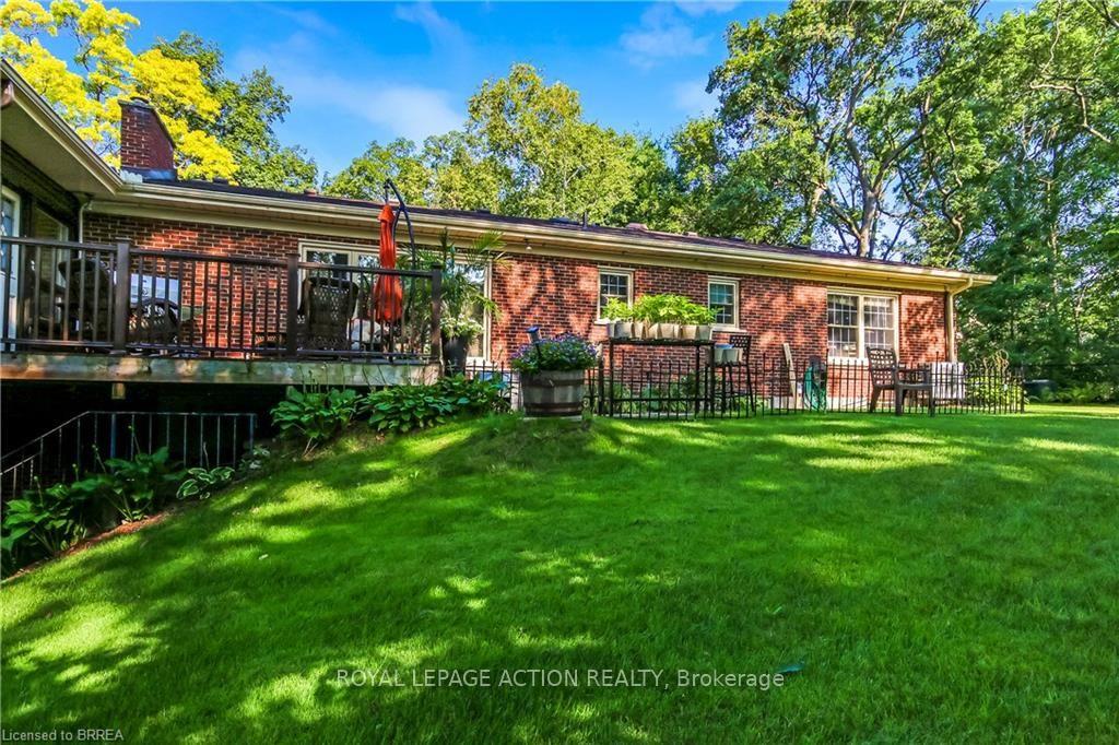 Photo 41 of 19 Oakley Road, Brantford, Ava Rd — HOMEH