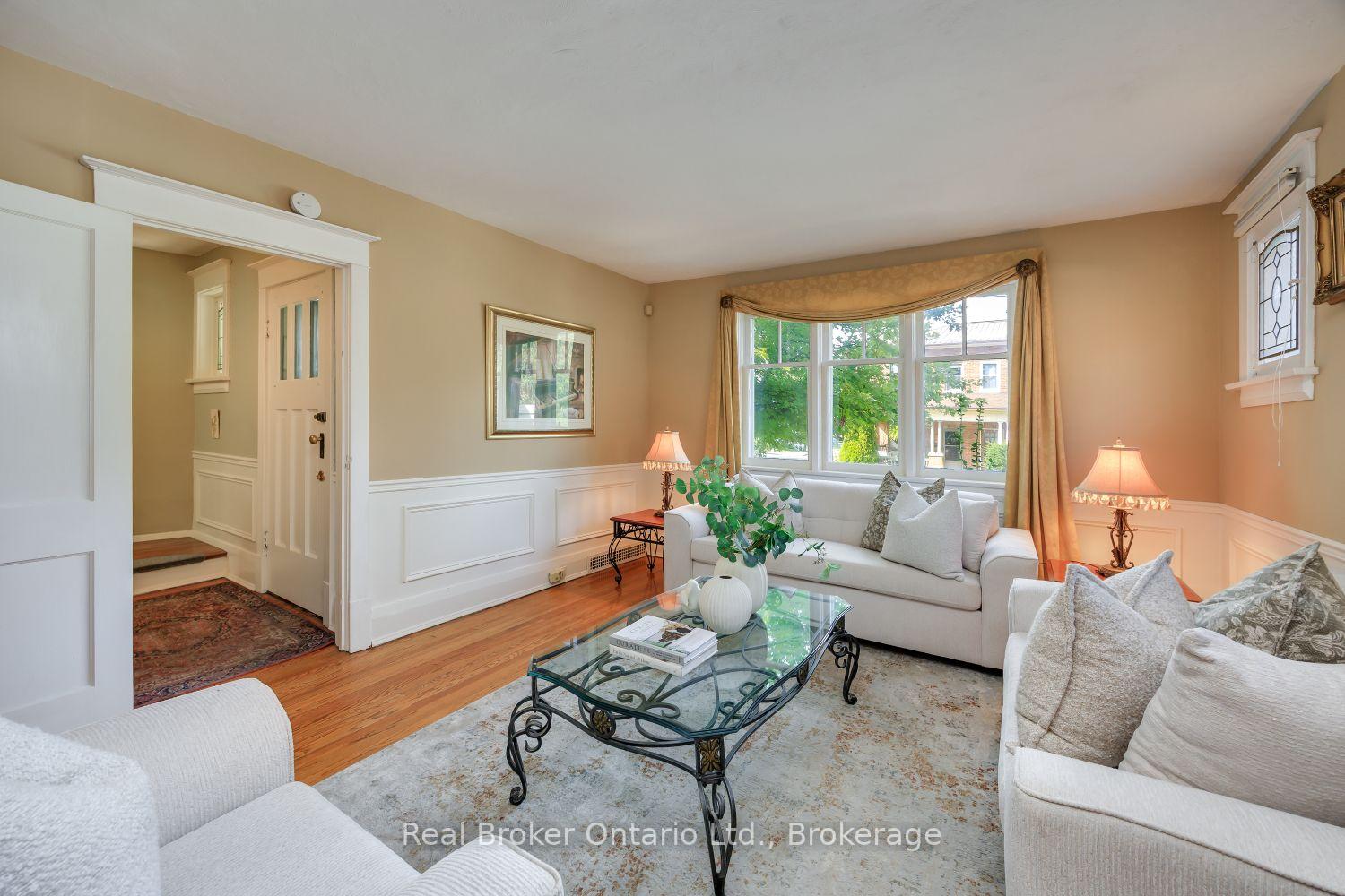 Photo 16 of 55 Wellington Street, Clarington, Bowmanville — HOMEH