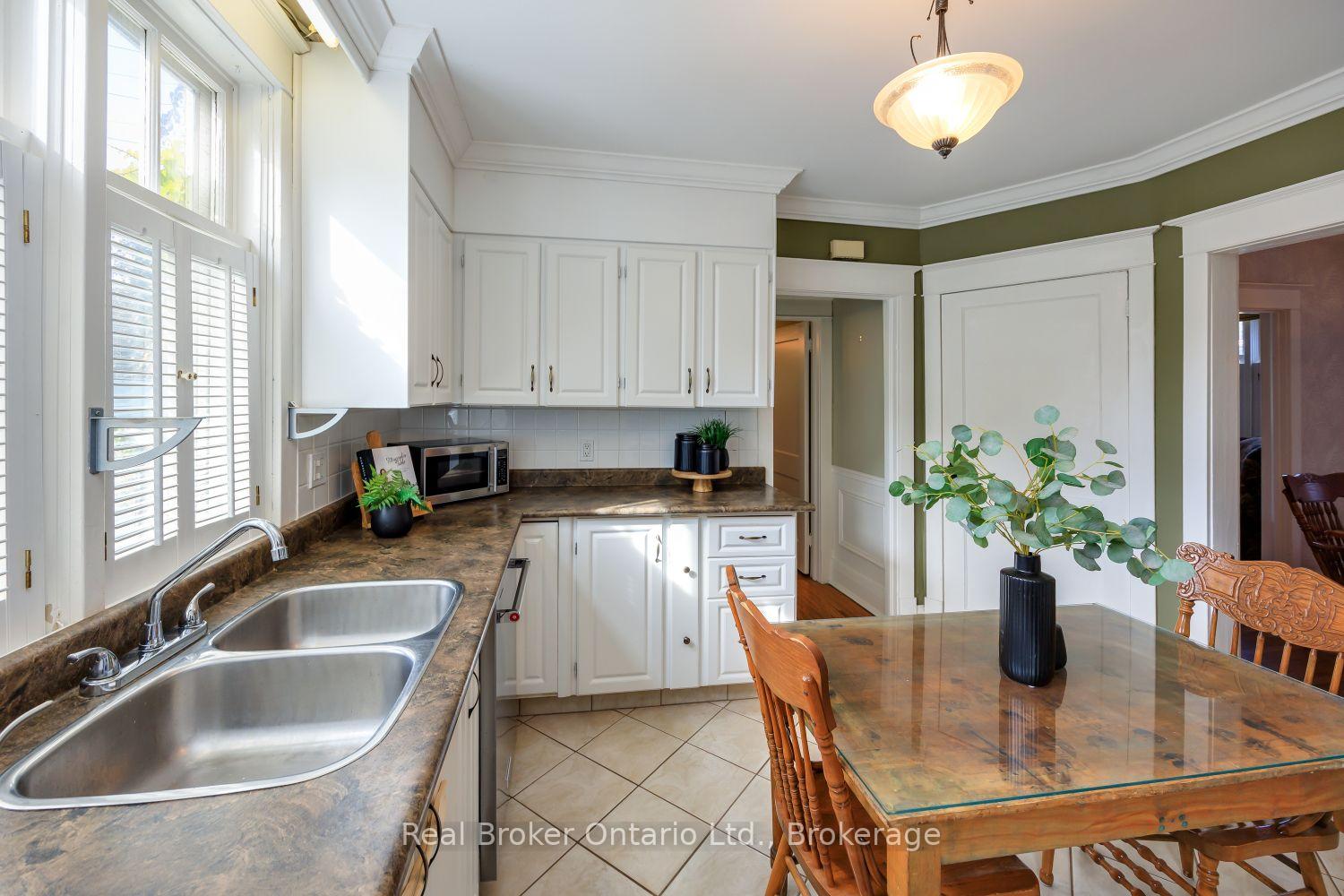 Photo 21 of 55 Wellington Street, Clarington, Bowmanville — HOMEH