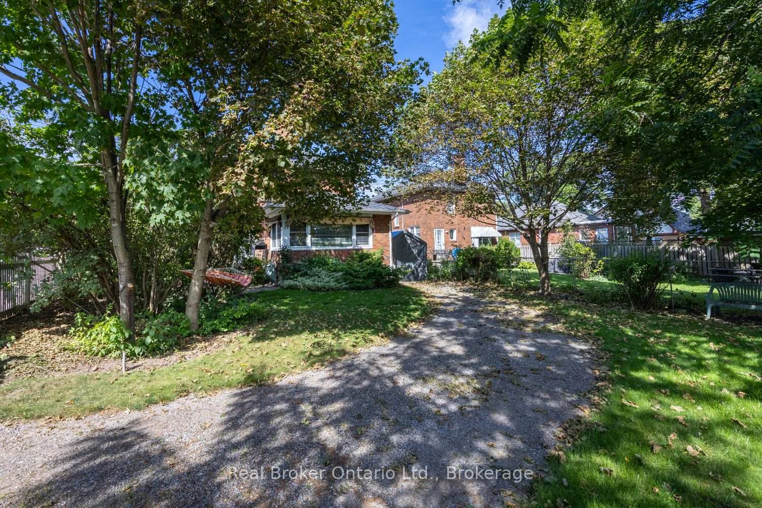 Photo 37 of 55 Wellington Street, Clarington, Bowmanville — HOMEH