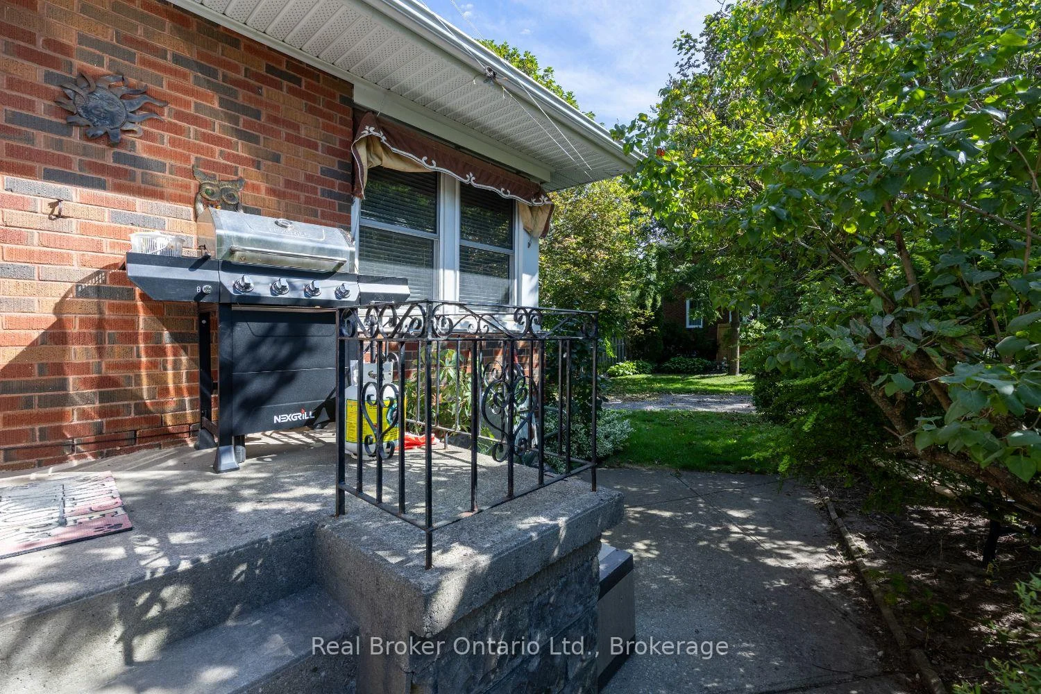 Photo 7 of 55 Wellington Street, Clarington, Bowmanville — HOMEH