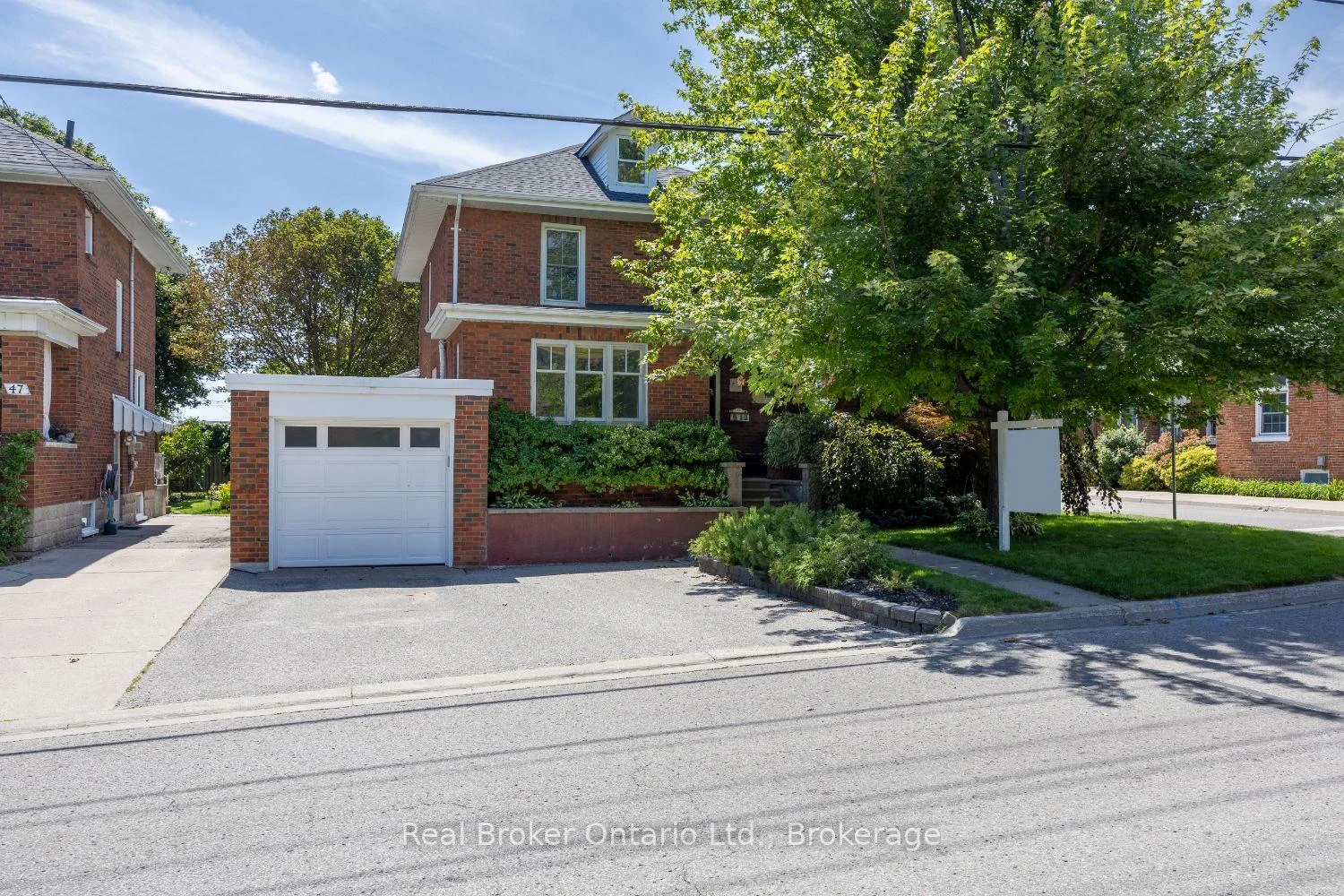 Photo 9 of 55 Wellington Street, Clarington, Bowmanville — HOMEH
