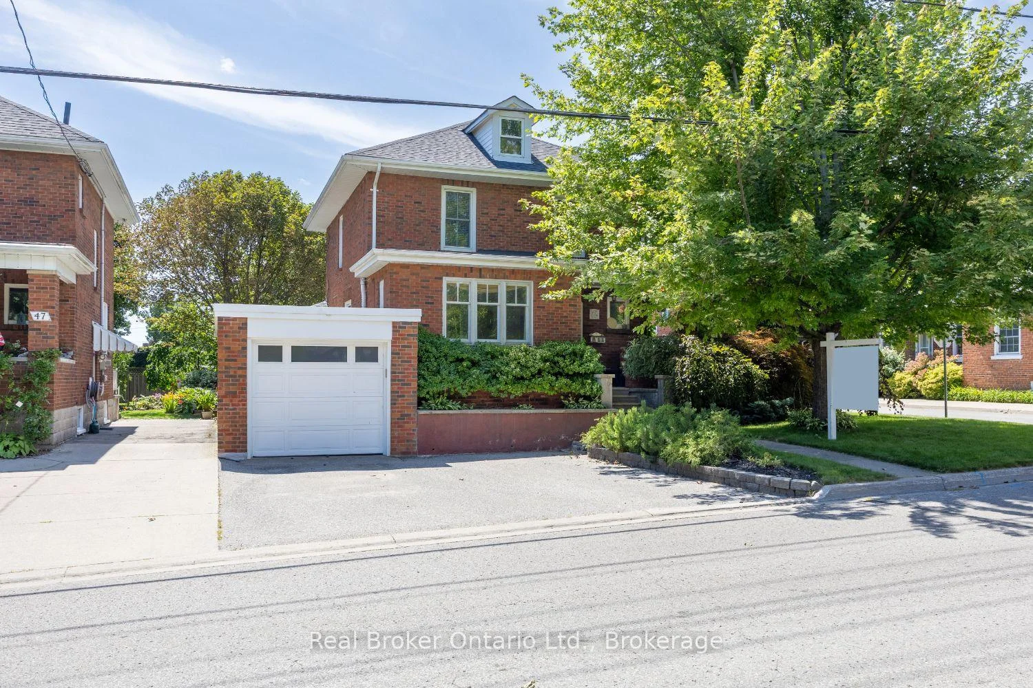 Photo 49 of 55 Wellington Street, Clarington, Bowmanville — HOMEH