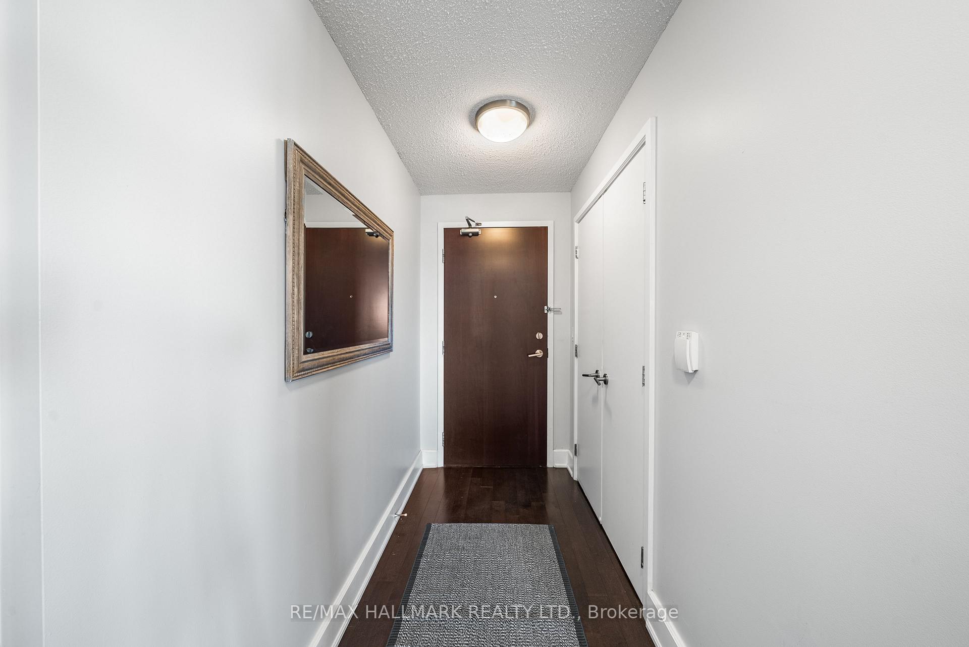 Photo 4 of Unit 708, 676 Sheppard Avenue E, North York, Bayview Village — HOMEH